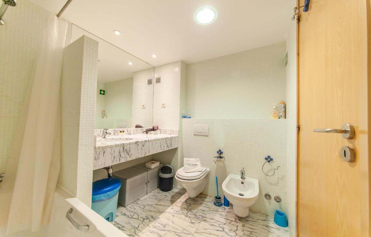 A23 - Marina Palm View Apartment ลากอส ภายนอก รูปภาพ